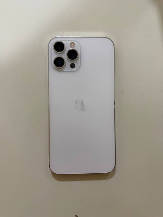 Продается iPhone 12 Pro Max 128 ГБ очень хорошем состоянии