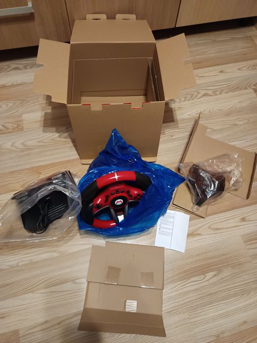 Set Nintendo Switch Oled +Volan Mario kart