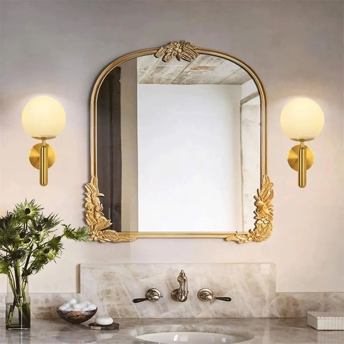 Модерен комплект от 2 златни стенни аплици, работещи с батерии, LED