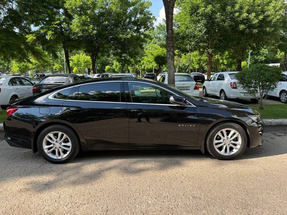 Chevrolet Malibu 2 atmos