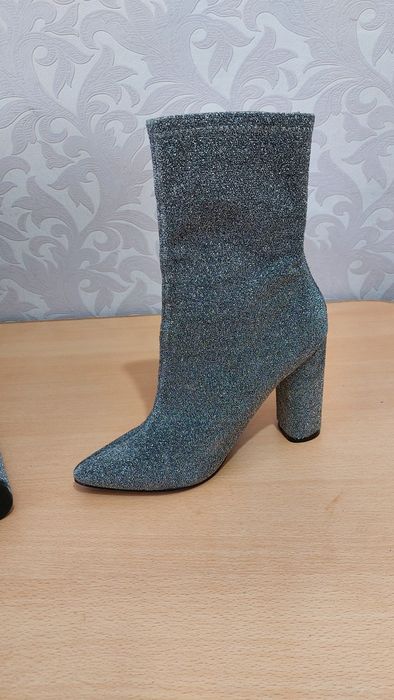 Сапожки нарядные