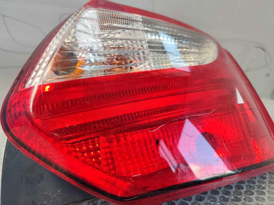 Stop Spate Dreapta Ford Focus CU LED (MK3) 2011–2014 / Cod OEM BM51-13404-A (5F2)