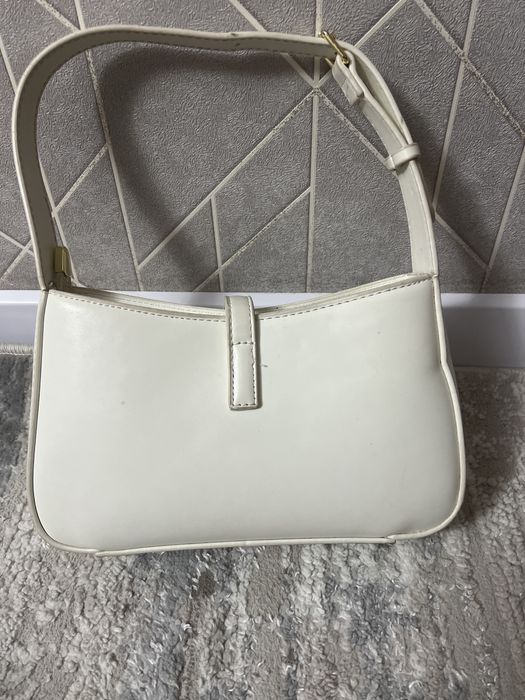 Б/у сумка в хорошем состоянии