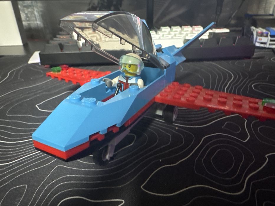 Лего оригинал самолет