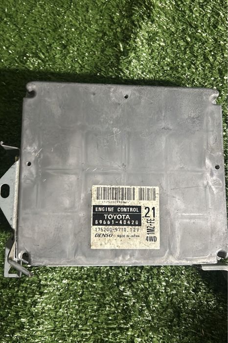 Компьютер Тойота Хайландер 4вд Lexus Rx 300 4WD
