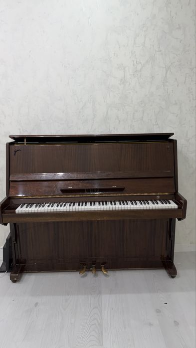 Продается фортепиано