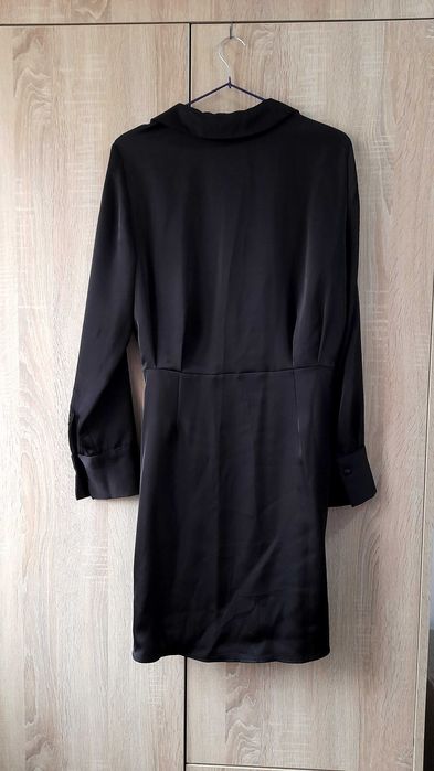 Vand rochie Reserved marimea M/38! Detalii in privat!