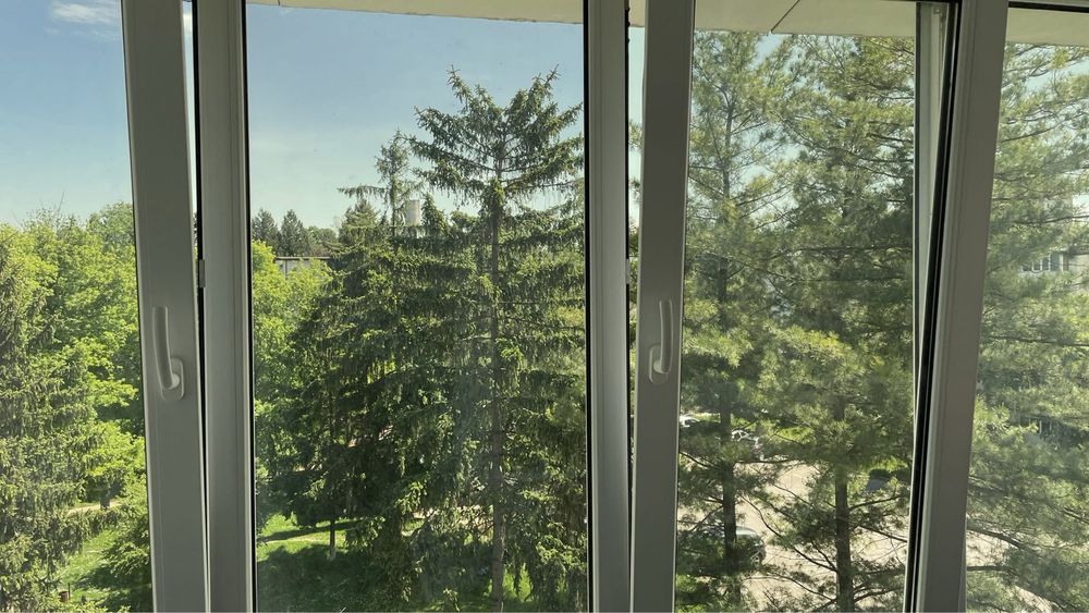 De vanzare -apartament cu 2 camere-persoana fizica