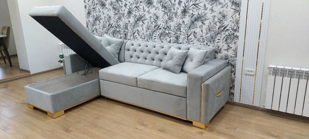 Мебель гостиний  уголок размер 2.70 × 1.60 см