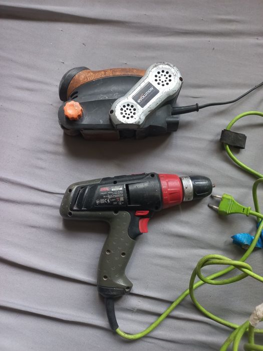 Bormasina Skil si slefuitoare