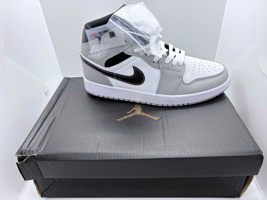 Nike Air Jordan 1 Mid Light Smoke Grey Anthracite