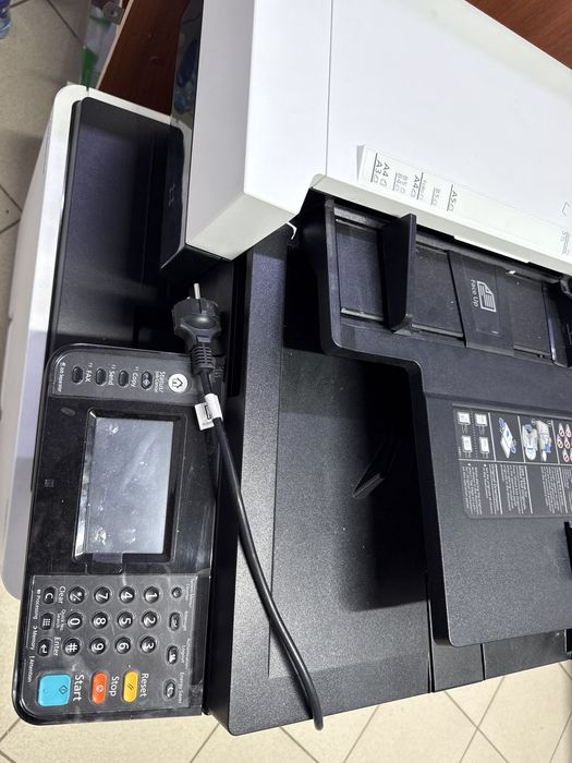Продается принтер KYOCERA ECOSYS M8124cidn