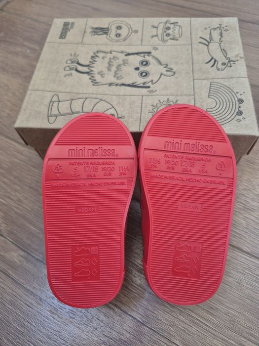 Mini Melissa Basic Fruitland червени