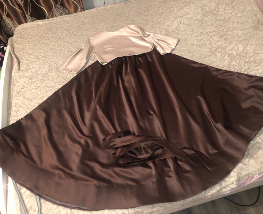 Продам платья