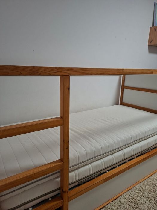 Pat etajat cu saltele Kura Ikea
