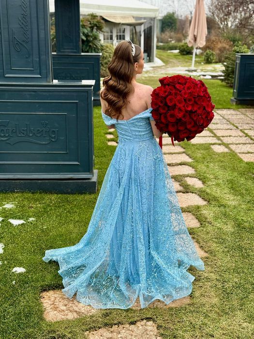 Rochie baby blue de seară