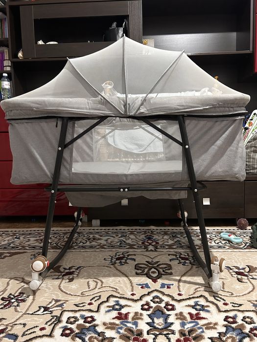 Продам детский манеж б/у