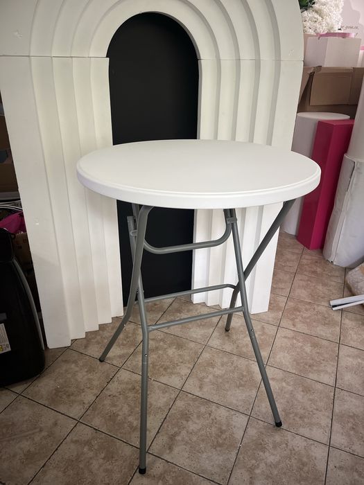 Коктейлни маси ПОД НАЕМ