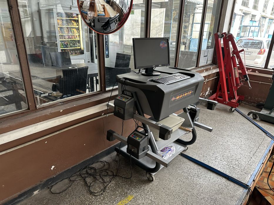 Стенд за  регулиране на геометрия сходимост на автомобили