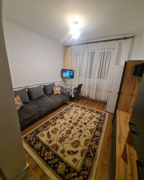 Inchiriez garsoniara in Gruia