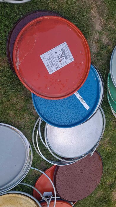 butoi de tabla cu buson 240 litri , butoaie detabla cu capac  de 220 litri
