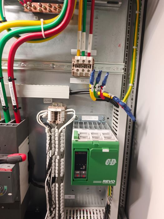 Услуги электрика