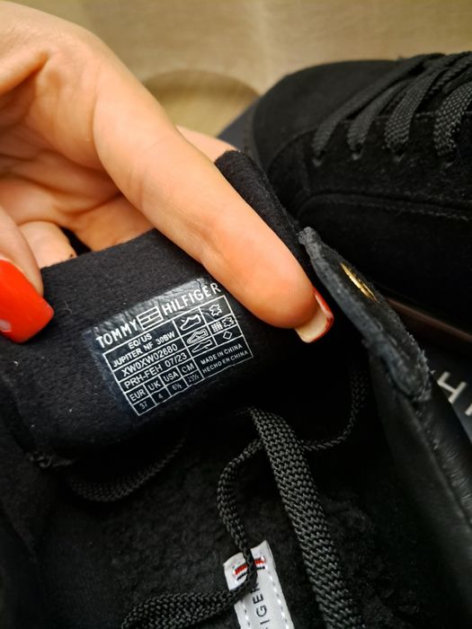 Adidași Tommy Hilfiger