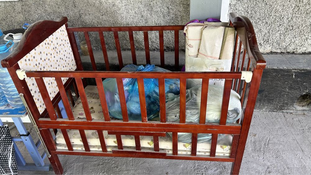 Кроватка для ребенка