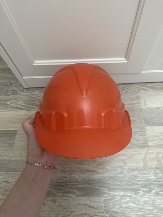 Продам защитная каска