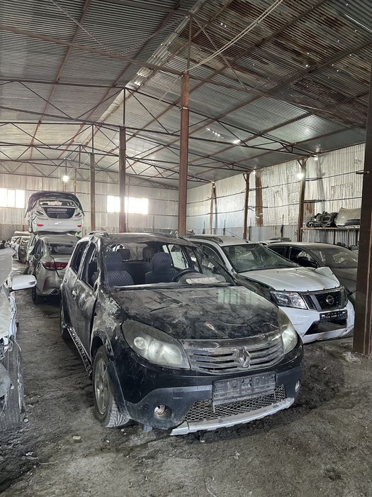 Разбор Рено Сандеро 2013 автомат