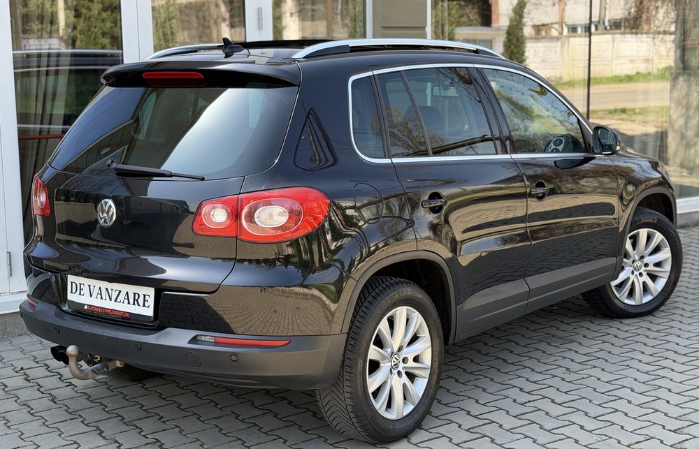 Volkswagen Tiguan 4x4 Panoramic Navigatie Camera Bi-Xenon Adaptive 1.4 Tsi CAVA 150 CP