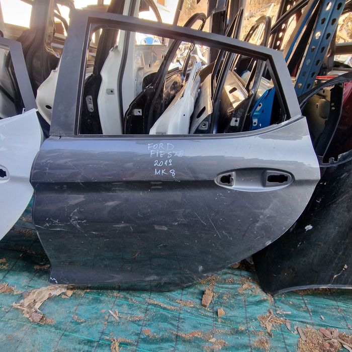 Ford Fiesta 2019 MK8 задна лява врата