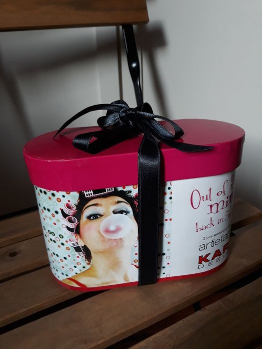 нов комплект от две чаши за кафе