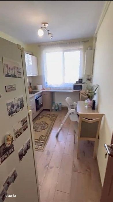 Apartament 2 camere transformat in 3, etaj 3 cu lift, zona Marasesti