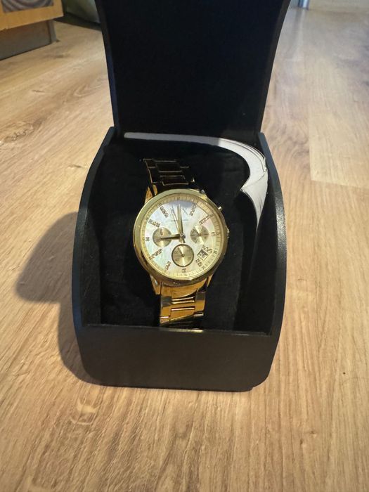 Часовник Armani Exchange