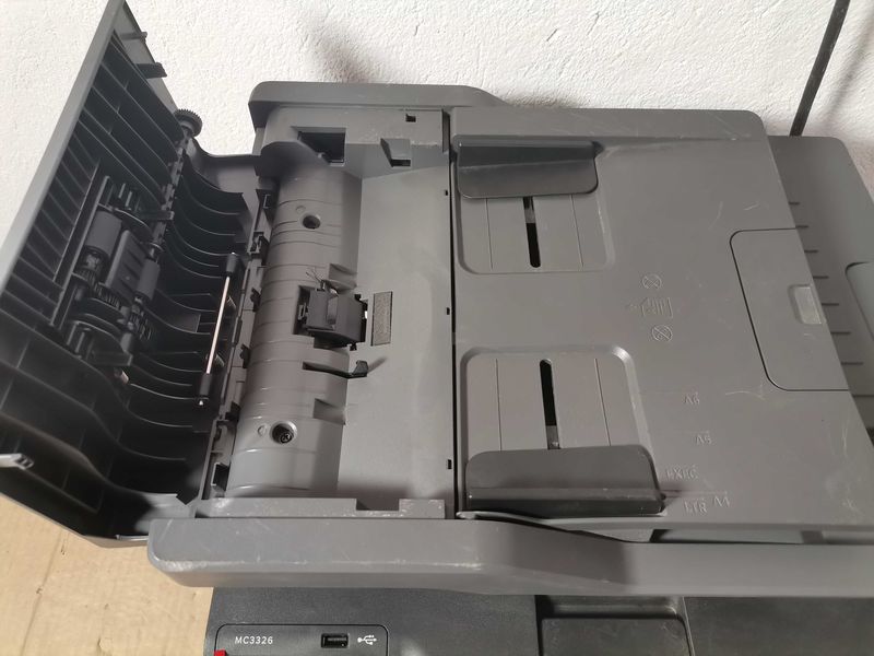 Принтер - Lexmark MC 3326