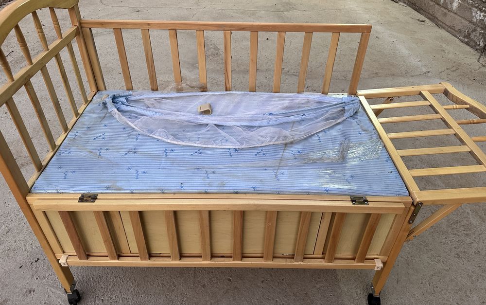 Кроватка детская!