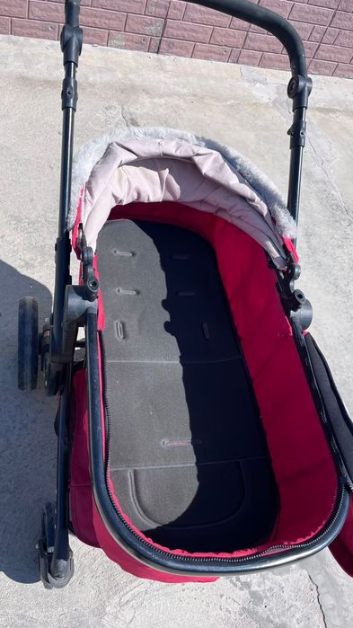 Продам детскую коляску