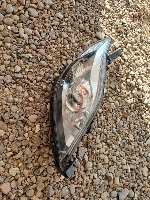 Far Faruri Xenon Mazda5 05-09