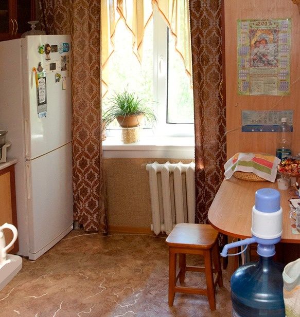 Продается 2-комн (2-19, 4 эт)