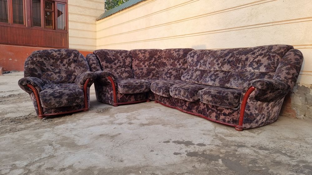 Mebel sotiladi xolati yaxwi