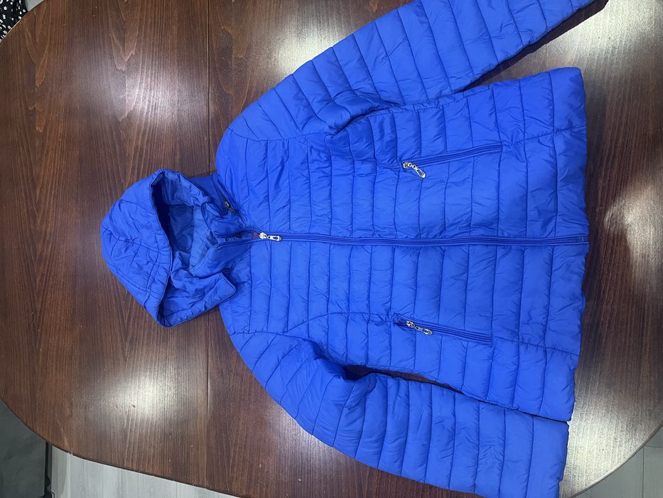 Четири якенца за пролетно/есенен сезон, почти не носени