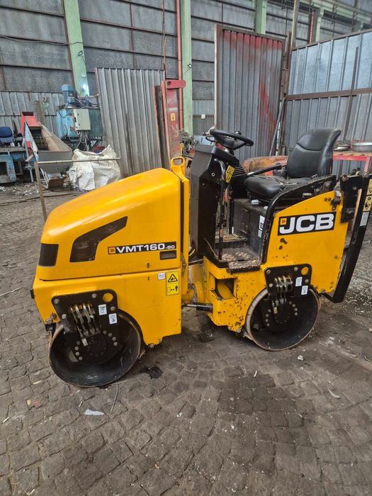 Двубандажен валяк JCB VMT 160-80