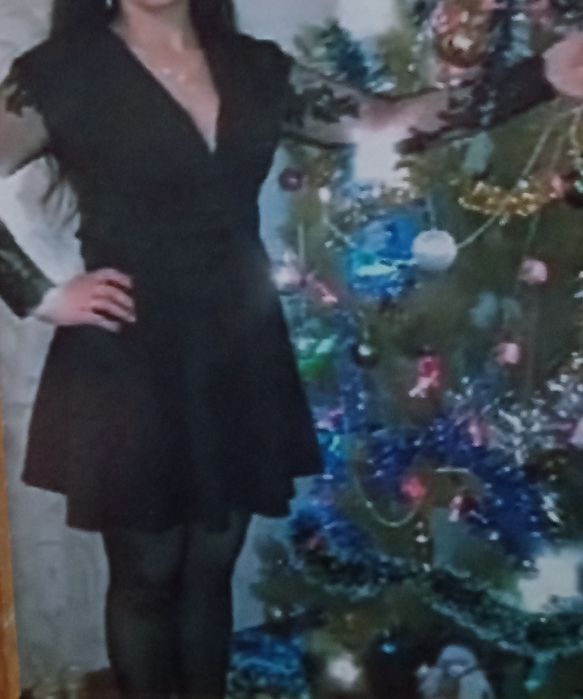 Продам платье праздничное