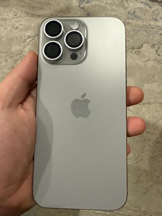 Продам айфон 15 про макс 256 гб