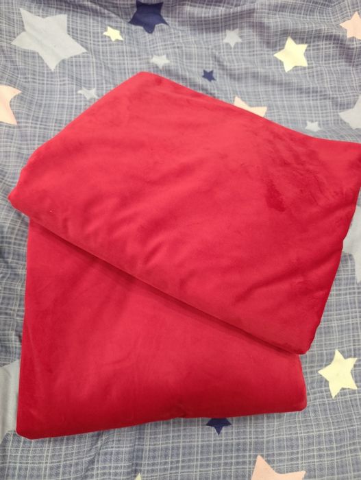 Продам велюровые шторы,пара 10тыс