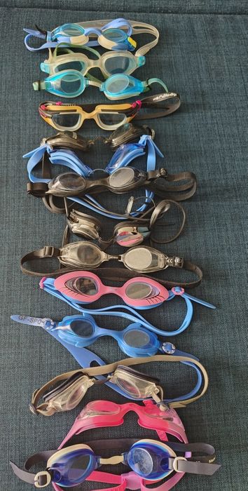 Очки для плавания б/у, маска, шапочки, перчатки, нарукавники, жилет, п