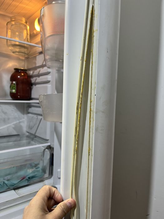 Холодильник 2метра двух камерный Indesit