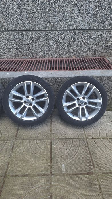 Гуми с джанти за кола