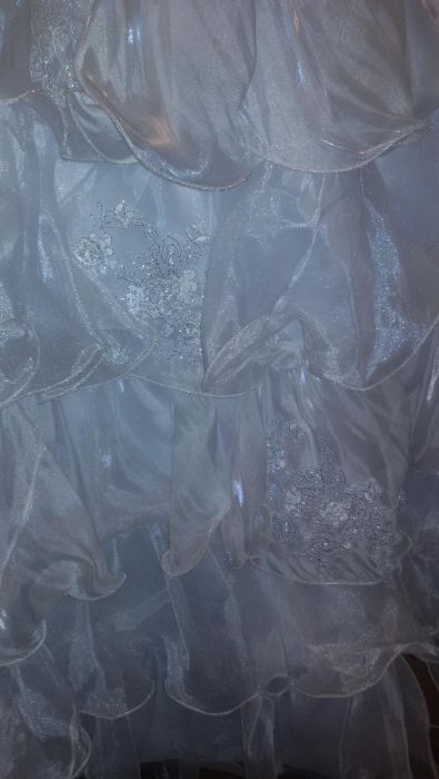 Булчинска рокля